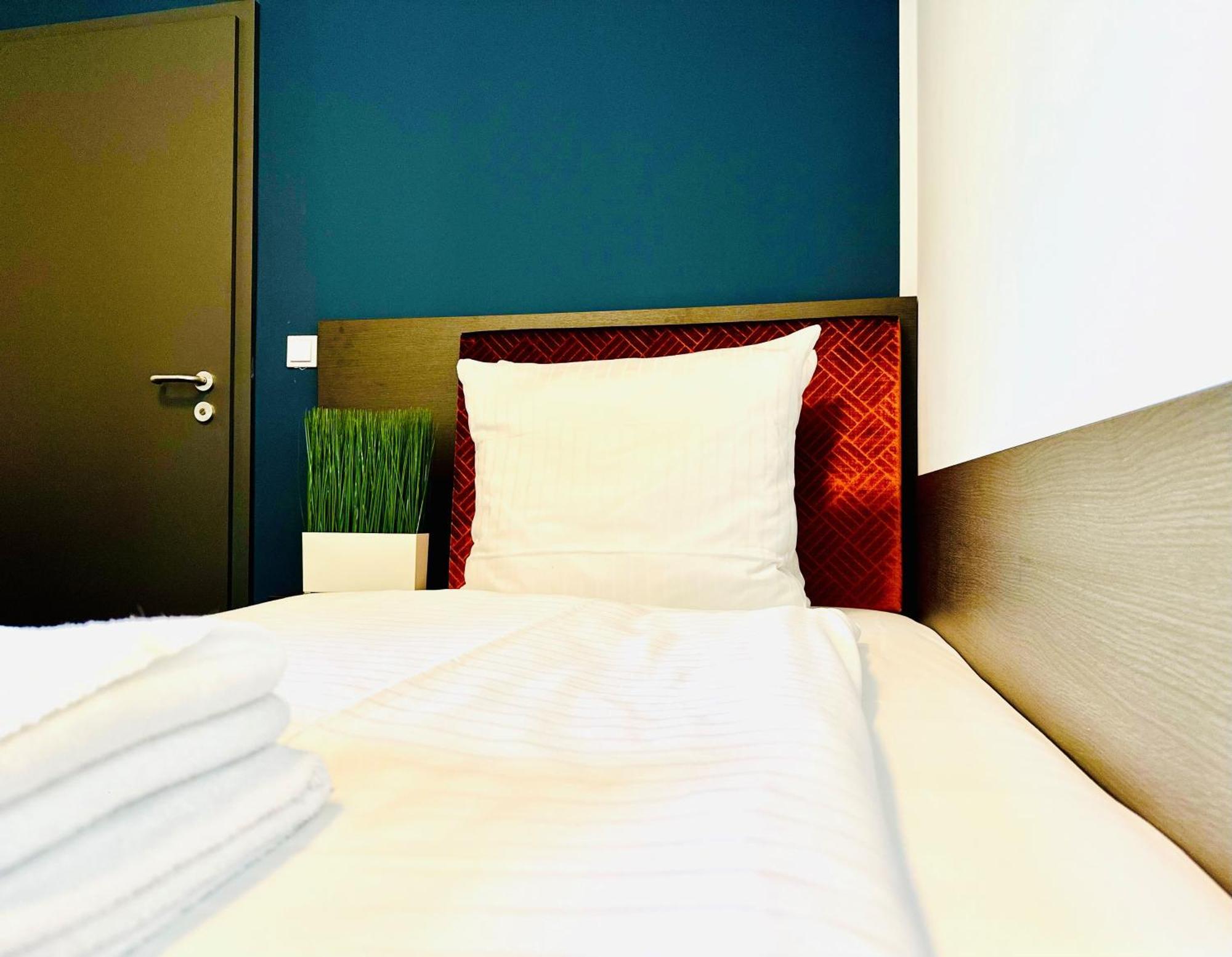 Arthotel Ambassador Wiesbaden - Free Parking Eksteriør bilde